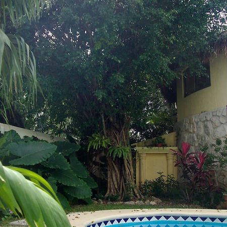 Residencia Los Encantos Cancun Exterior photo